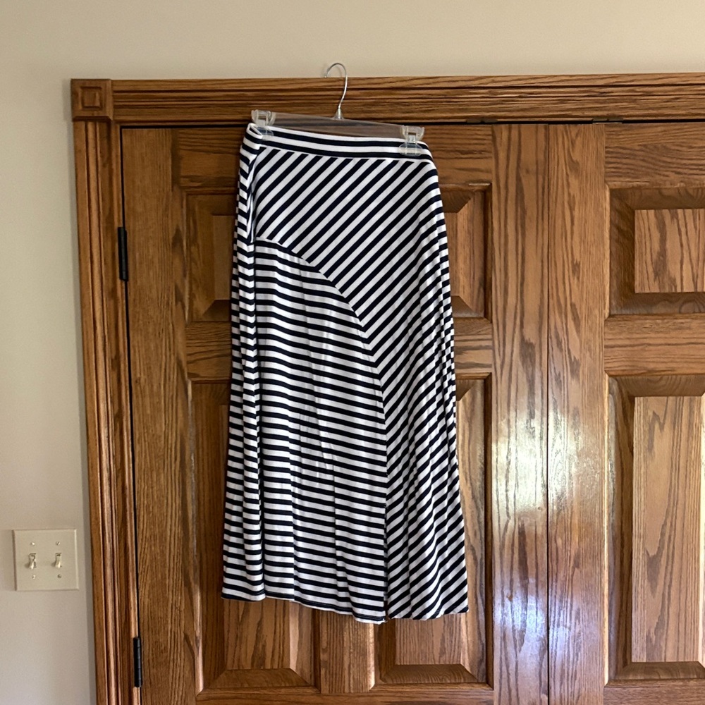 Time and Tru Blue and White Striped Midi Skirt